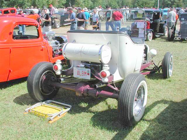 Fred Steele roadster T-Bucket rear