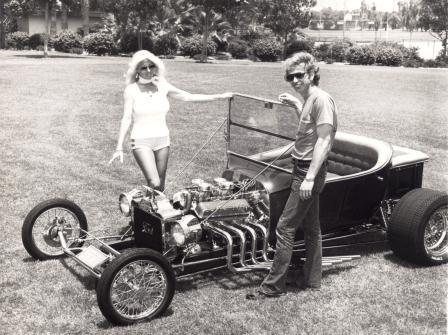 Hot Tee T-Bucket Bill Keifer and Linda Vaughn