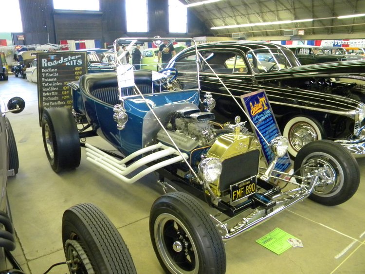Instant T U. S. Speed Sport Grand National Roadster Show