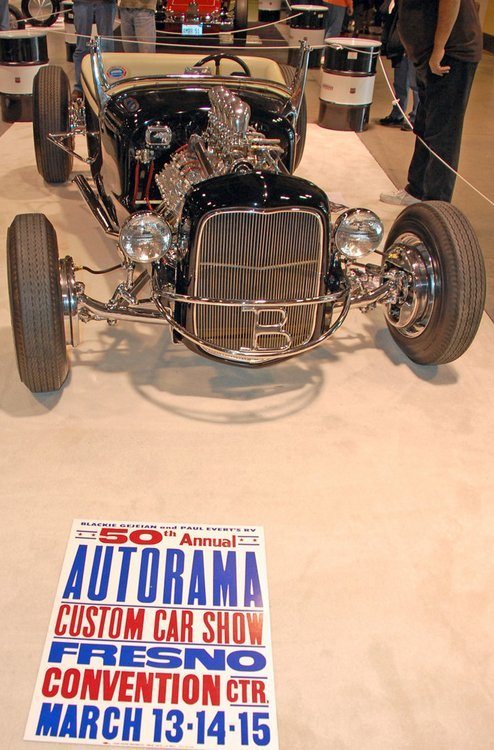 blackie-gejeian-shish-kebob-1926-t-roadster-photo-by-fredric-childers